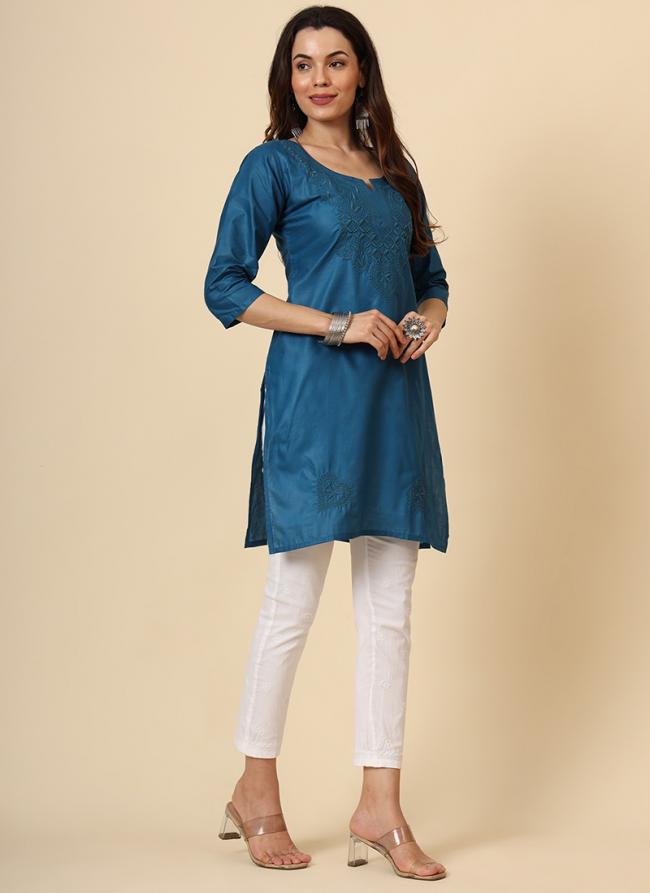 Cotton Morpeach Daily Wear Embroidery Work Readymade Kurti